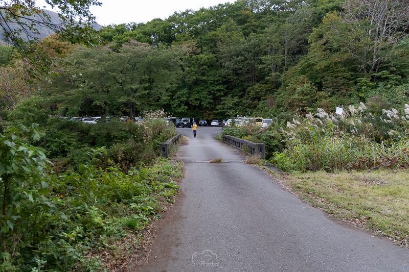 第一桜坂駐車場に続く橋の写真